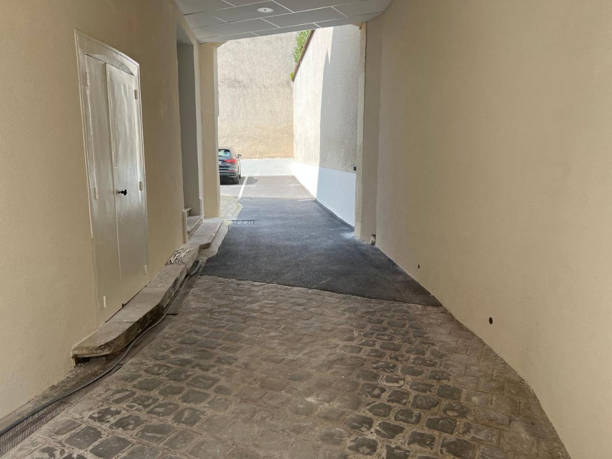 Chic Appartement Type 4 / Parking Prive Reims Exterior foto
